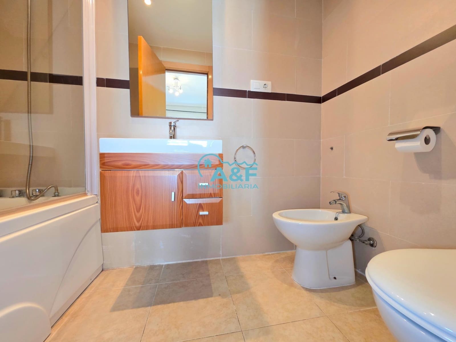 2 bedroom Apartment for sale in Oropesa  with pool - € 155,000 (Ref: 9388142)