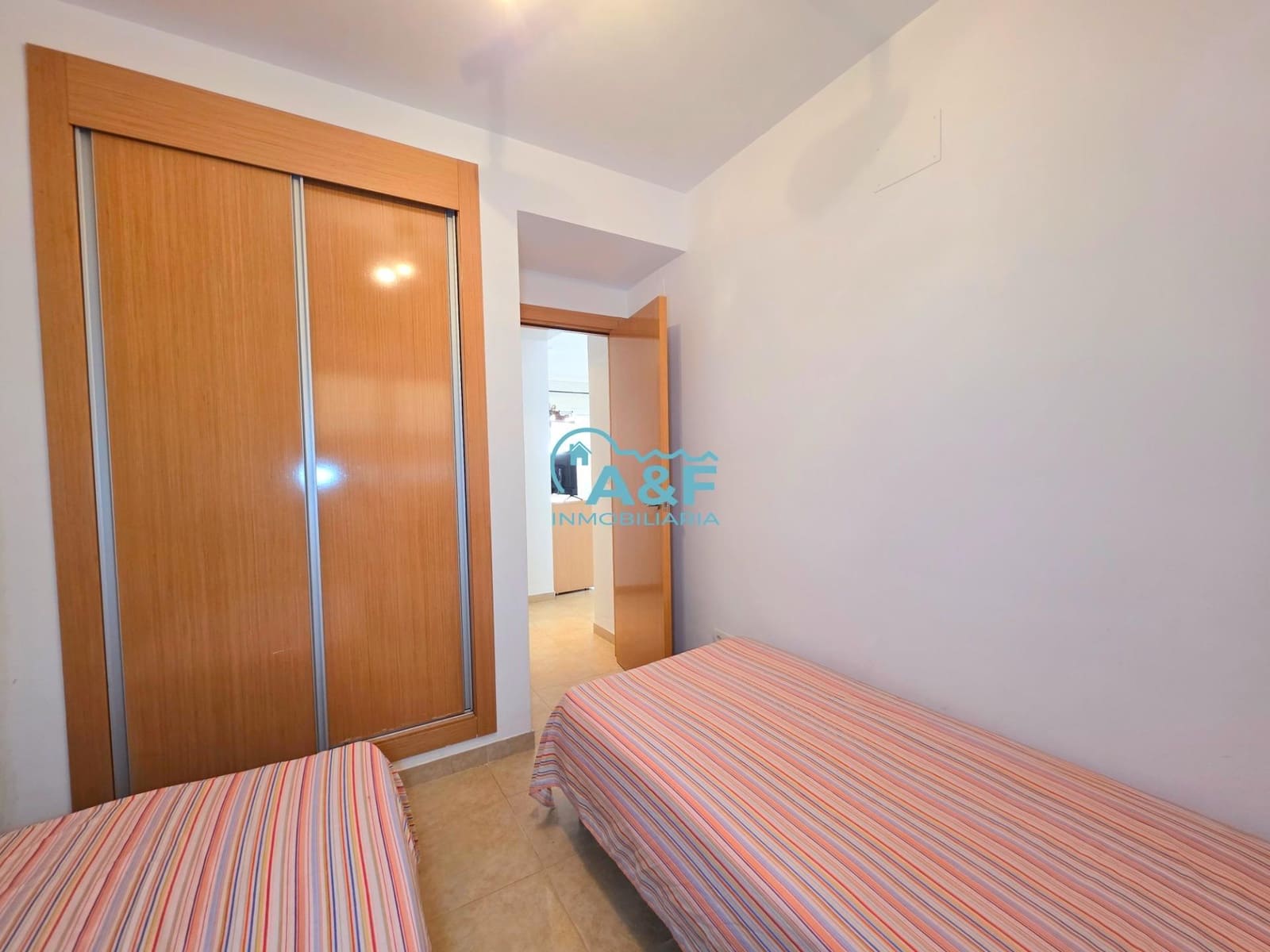 2 bedroom Apartment for sale in Oropesa  with pool - € 155,000 (Ref: 9388142)