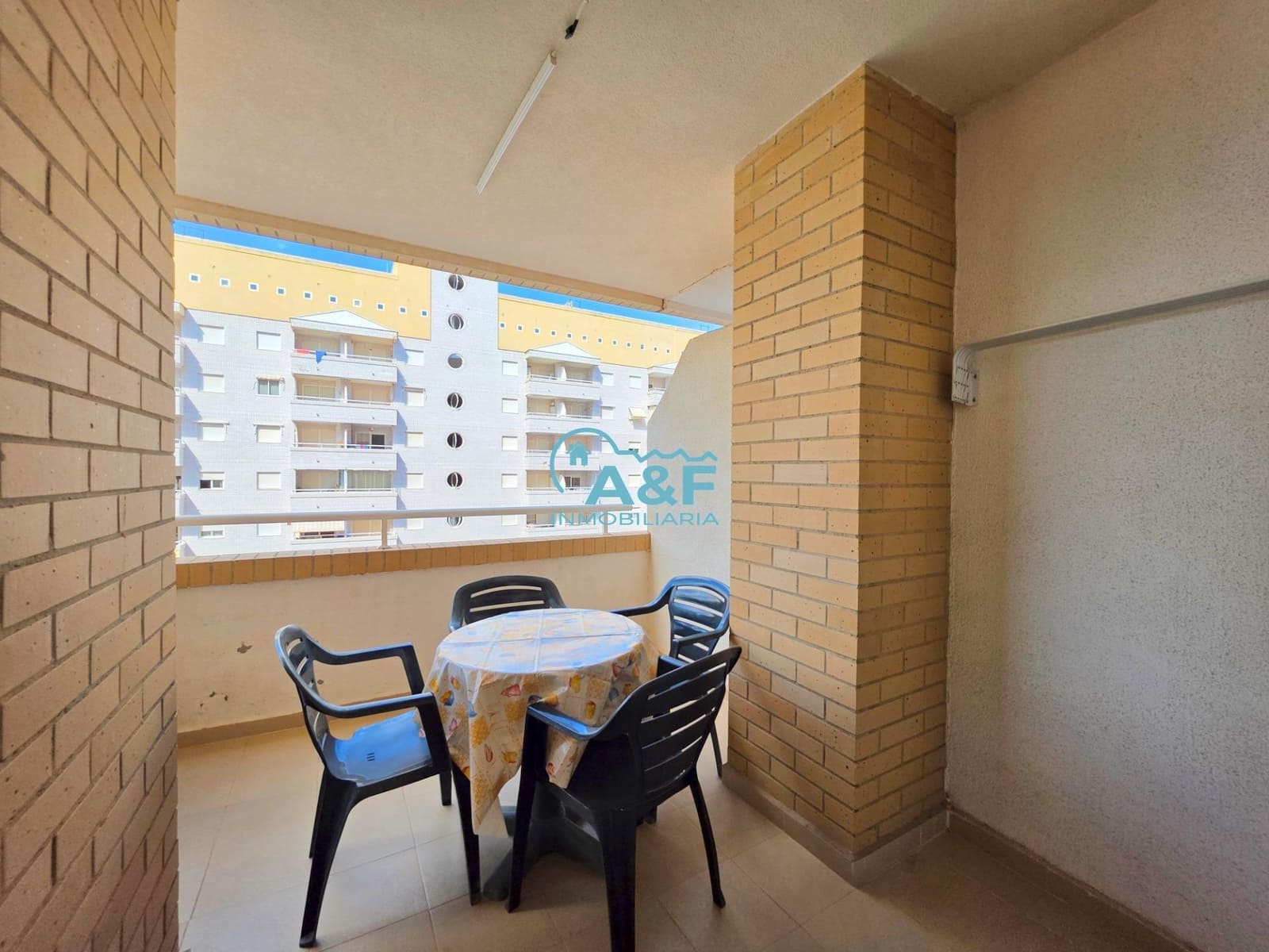2 bedroom Apartment for sale in Oropesa  with pool - € 155,000 (Ref: 9388142)