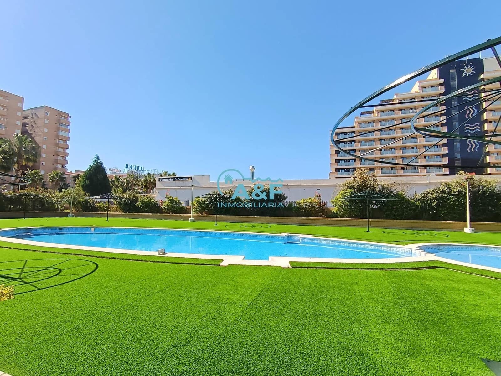2 bedroom Apartment for sale in Oropesa  with pool - € 155,000 (Ref: 9388142)