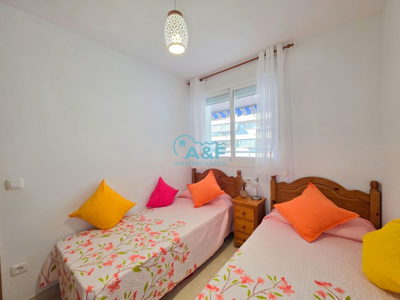 2 makuuhuone Huoneisto myytävänä paikassa Oropesa  mukana uima-altaan - 140 000 € (Ref: 9388143)