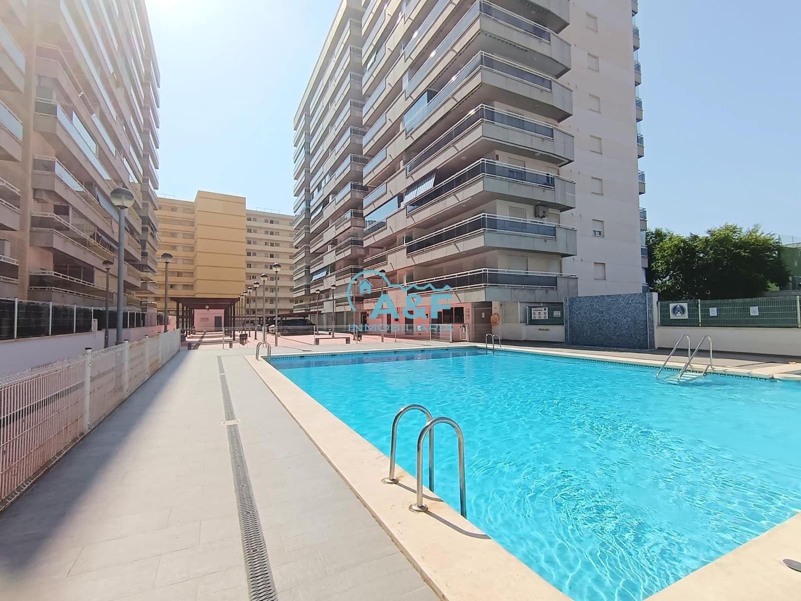 2 makuuhuone Huoneisto myytävänä paikassa Oropesa  mukana uima-altaan - 140 000 € (Ref: 9388143)