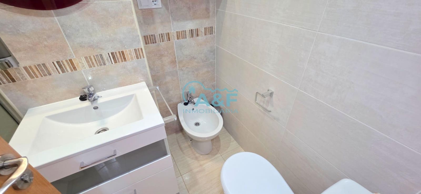 2 Zimmer Apartment zu vermieten in Oropesa  mit Pool - 700 € (Ref: 9388145)