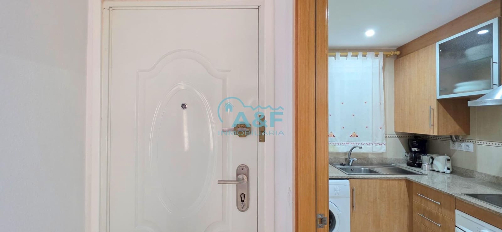 2 Zimmer Apartment zu vermieten in Oropesa  mit Pool - 700 € (Ref: 9388145)