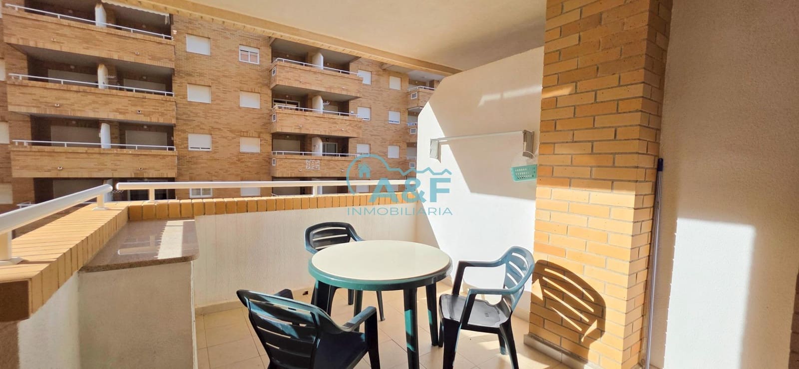 2 Zimmer Apartment zu vermieten in Oropesa  mit Pool - 700 € (Ref: 9388145)