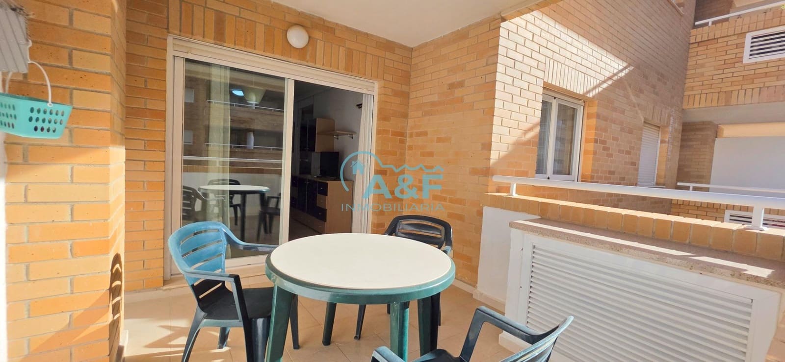 2 Zimmer Apartment zu vermieten in Oropesa  mit Pool - 700 € (Ref: 9388145)