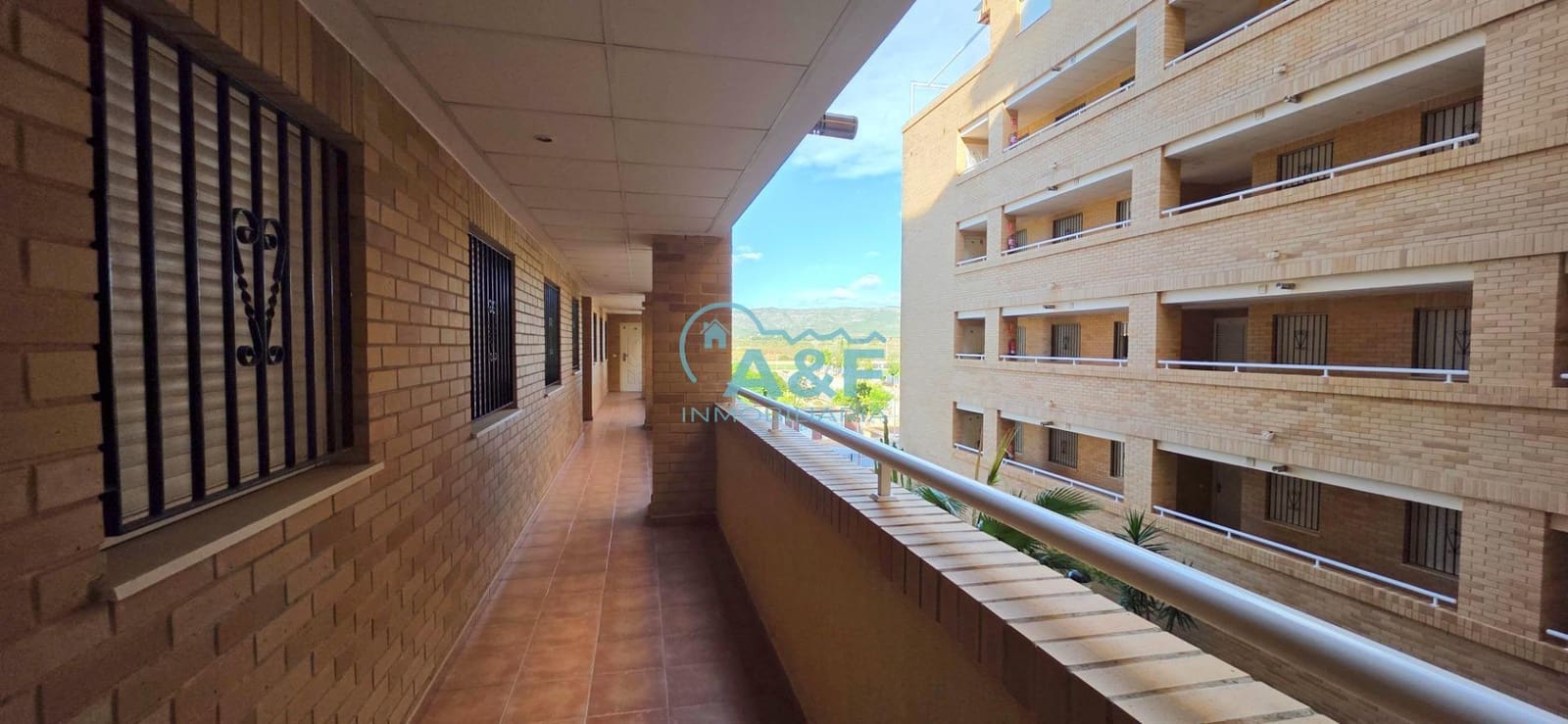 2 Zimmer Apartment zu vermieten in Oropesa  mit Pool - 700 € (Ref: 9388145)