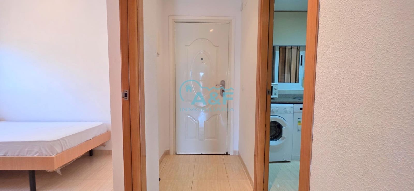 Appartement de 2 chambres à louer à Oropesa  avec piscine - 675 € (Ref: 9388146)