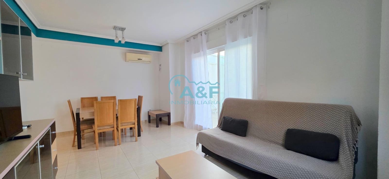 Appartement de 2 chambres à louer à Oropesa  avec piscine - 675 € (Ref: 9388146)