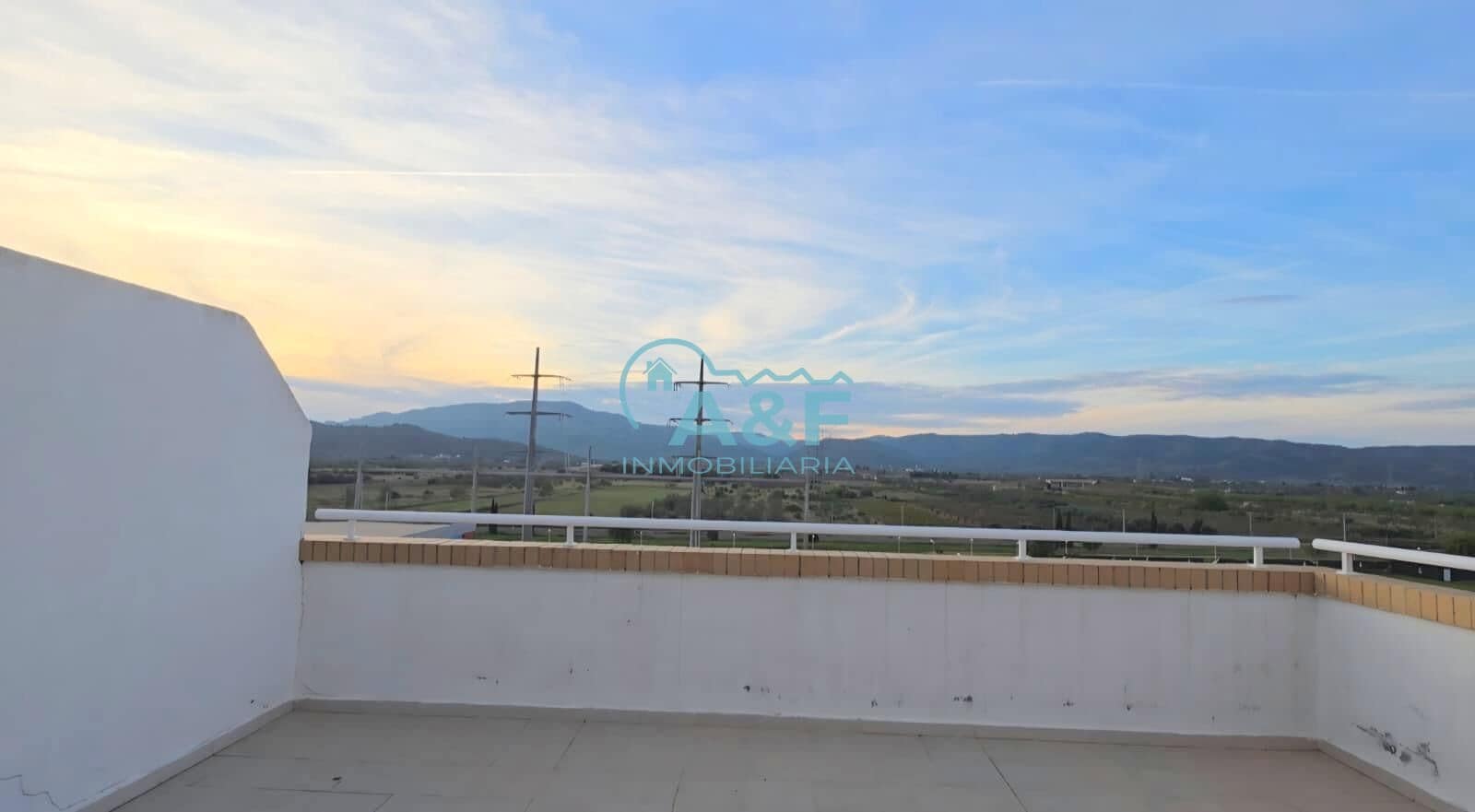 Appartement de 2 chambres à louer à Oropesa  avec piscine - 675 € (Ref: 9388146)