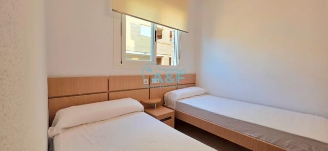 2 soveværelse Lejlighed til leje i Oropesa  med swimmingpool - € 675 (Ref: 9388146)