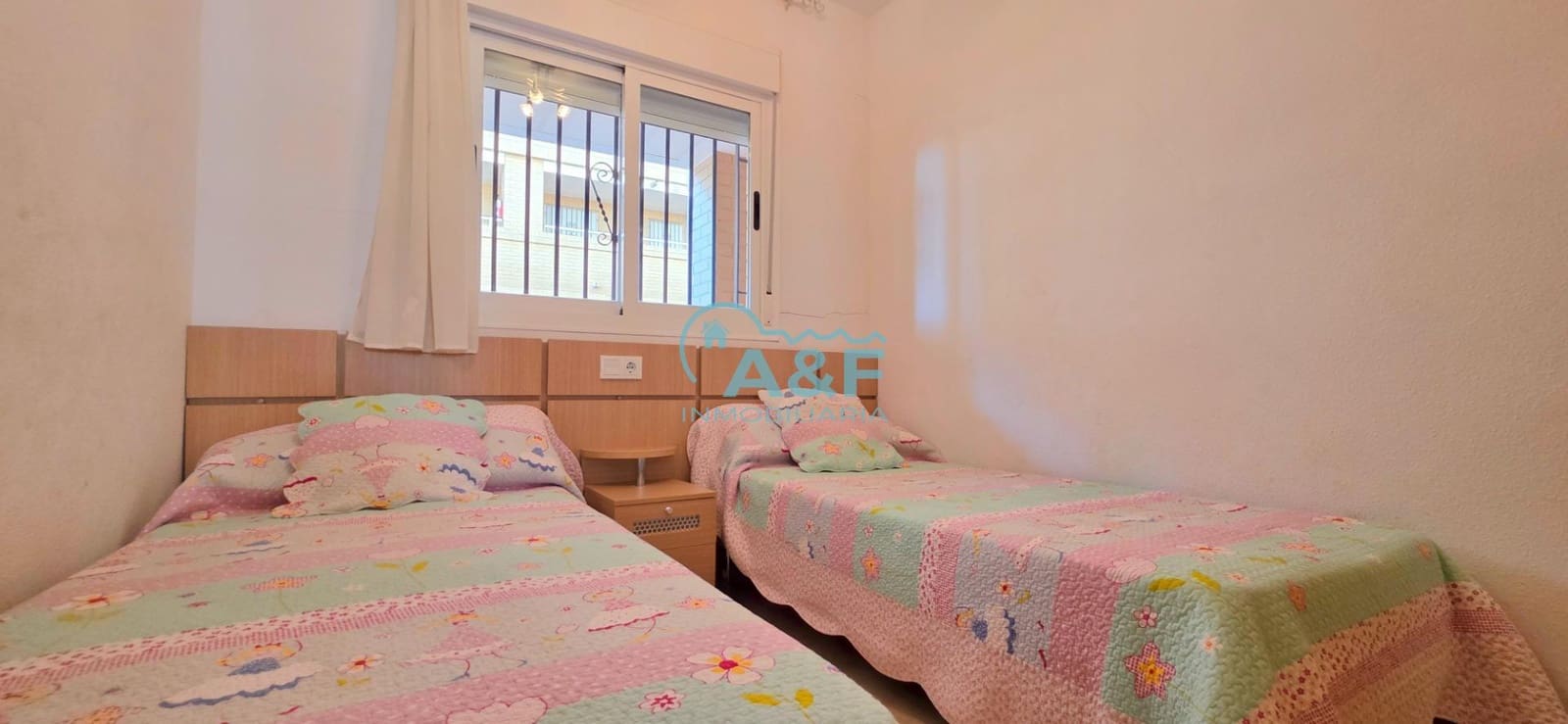 3 bedroom Apartment for rent in Oropesa  with pool garage - € 600 (Ref: 9388147)