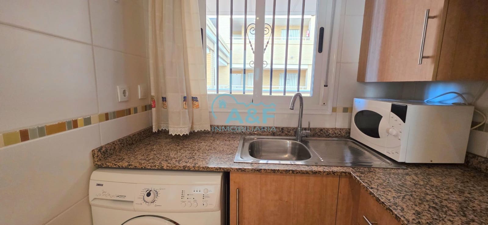 3 bedroom Apartment for rent in Oropesa  with pool garage - € 600 (Ref: 9388147)