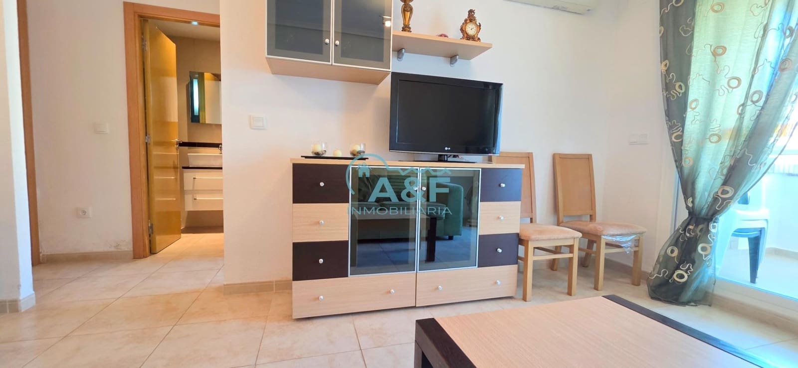 3 bedroom Apartment for rent in Oropesa  with pool garage - € 600 (Ref: 9388147)