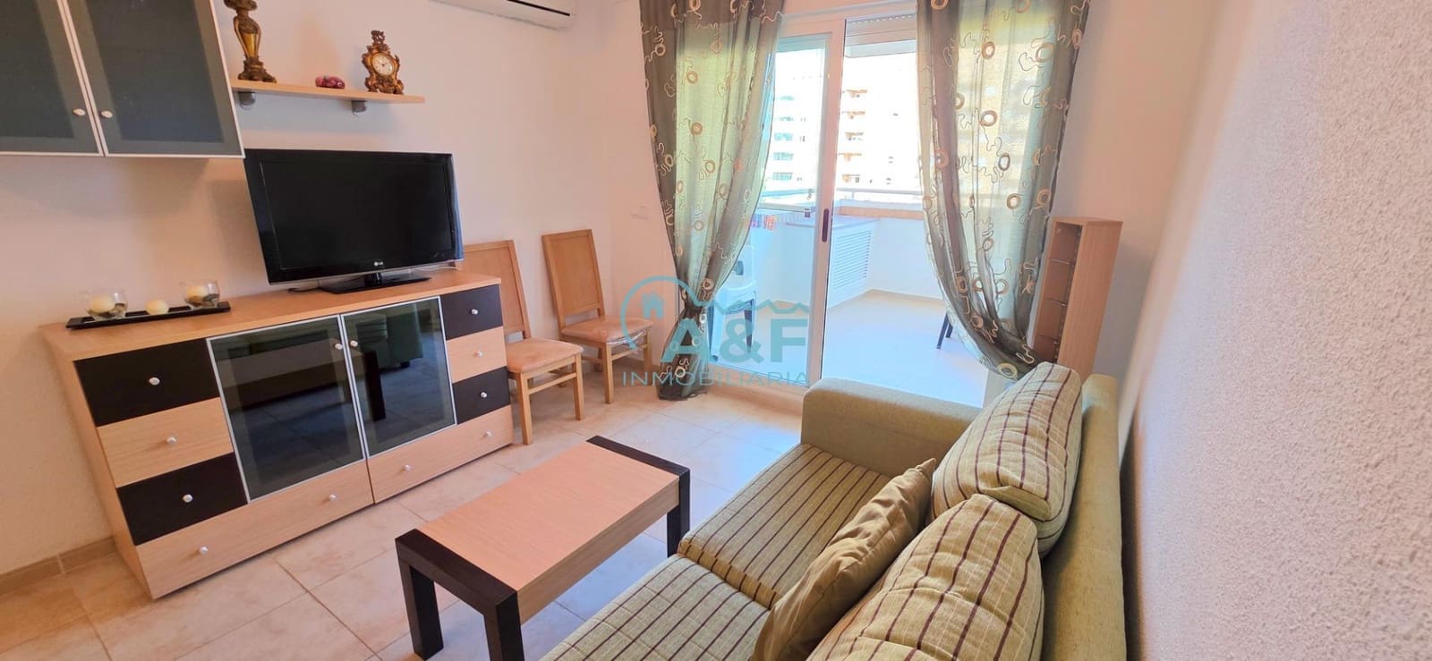 3 bedroom Apartment for rent in Oropesa  with pool garage - € 600 (Ref: 9388147)