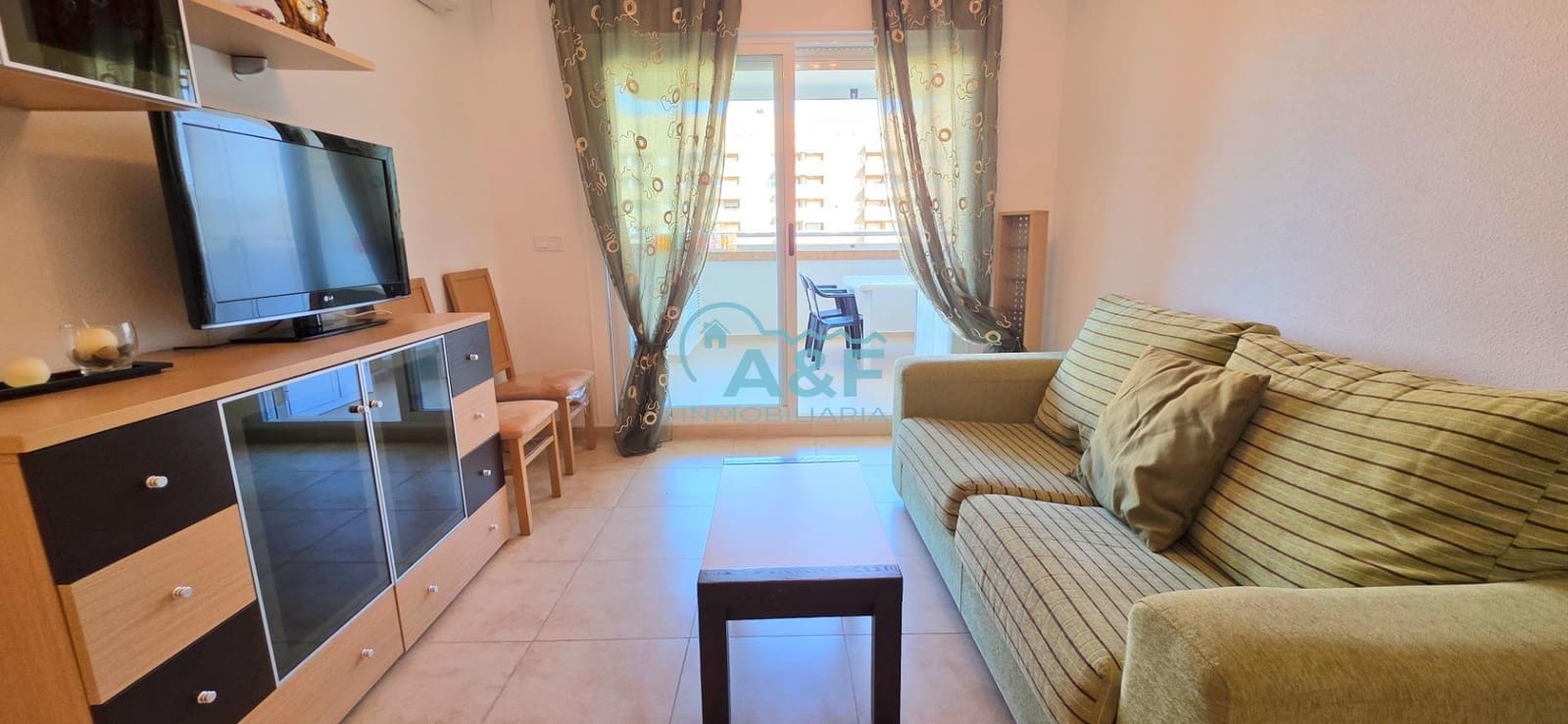 3 bedroom Apartment for rent in Oropesa  with pool garage - € 600 (Ref: 9388147)