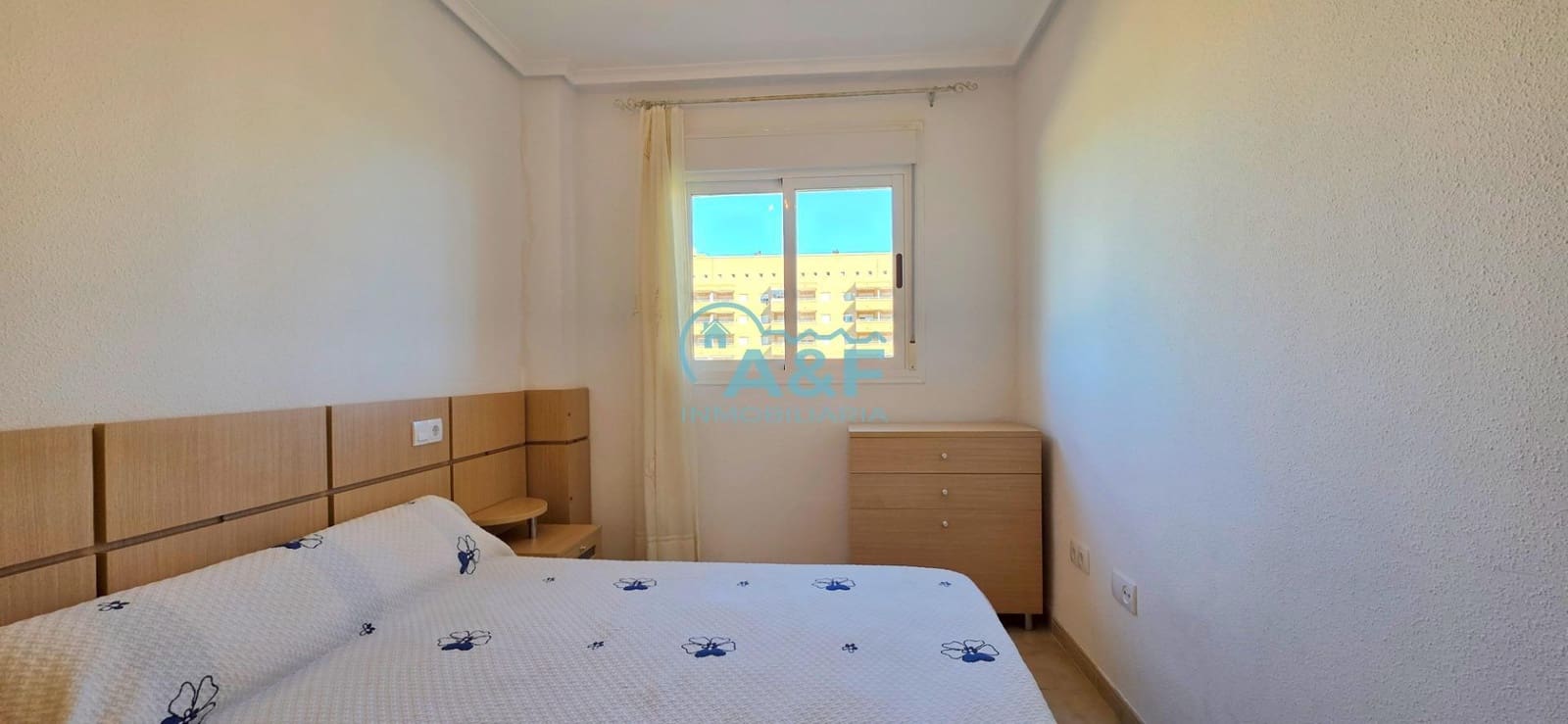 3 bedroom Apartment for rent in Oropesa  with pool garage - € 600 (Ref: 9388147)