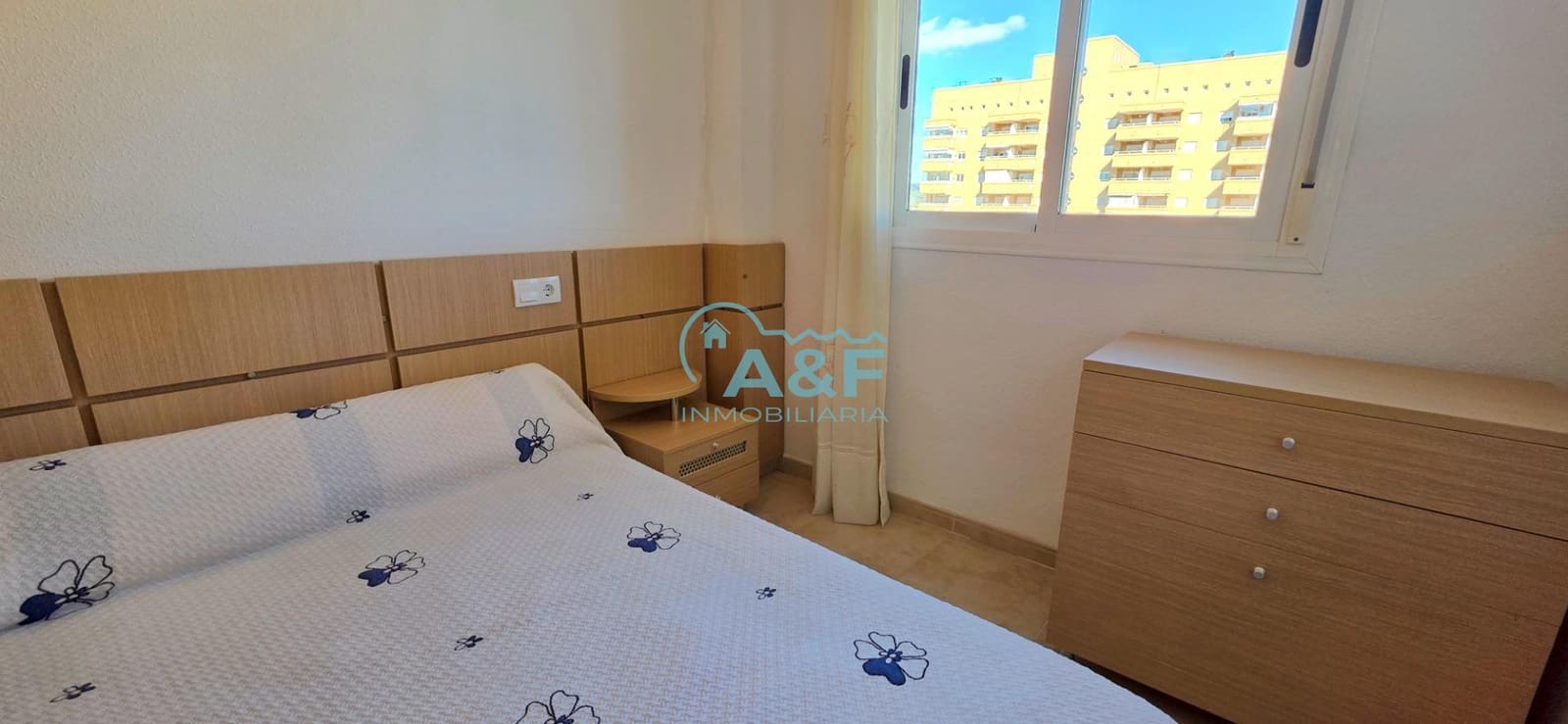 3 bedroom Apartment for rent in Oropesa  with pool garage - € 600 (Ref: 9388147)