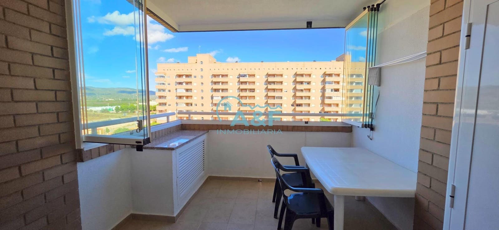 3 bedroom Apartment for rent in Oropesa  with pool garage - € 600 (Ref: 9388147)