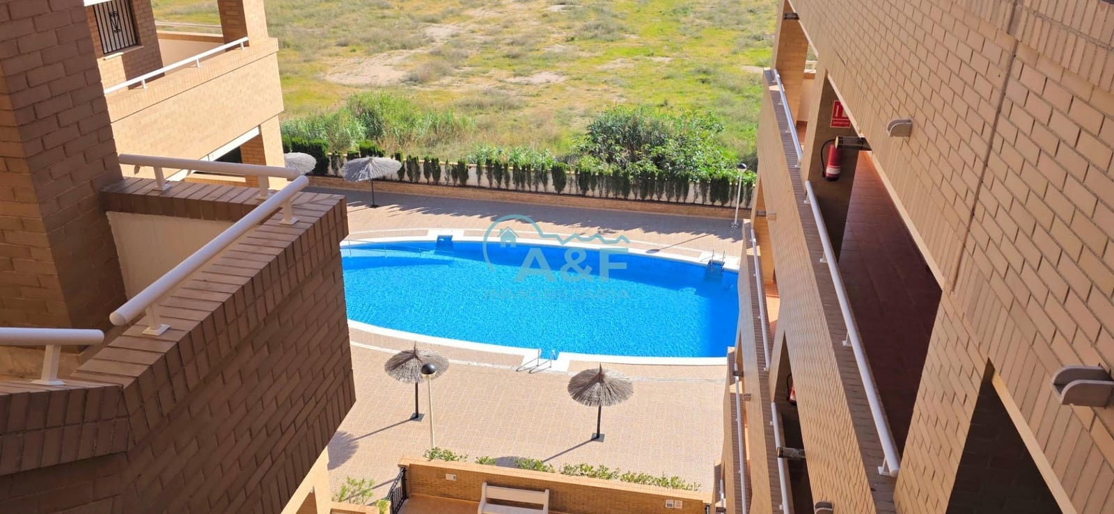 3 bedroom Apartment for rent in Oropesa  with pool garage - € 600 (Ref: 9388147)