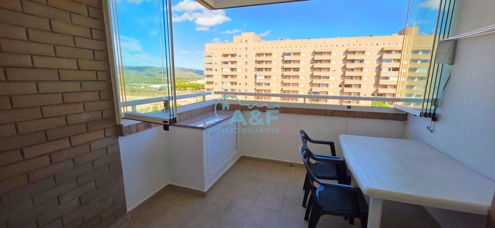 3 bedroom Apartment for rent in Oropesa  with pool garage - € 600 (Ref: 9388147)