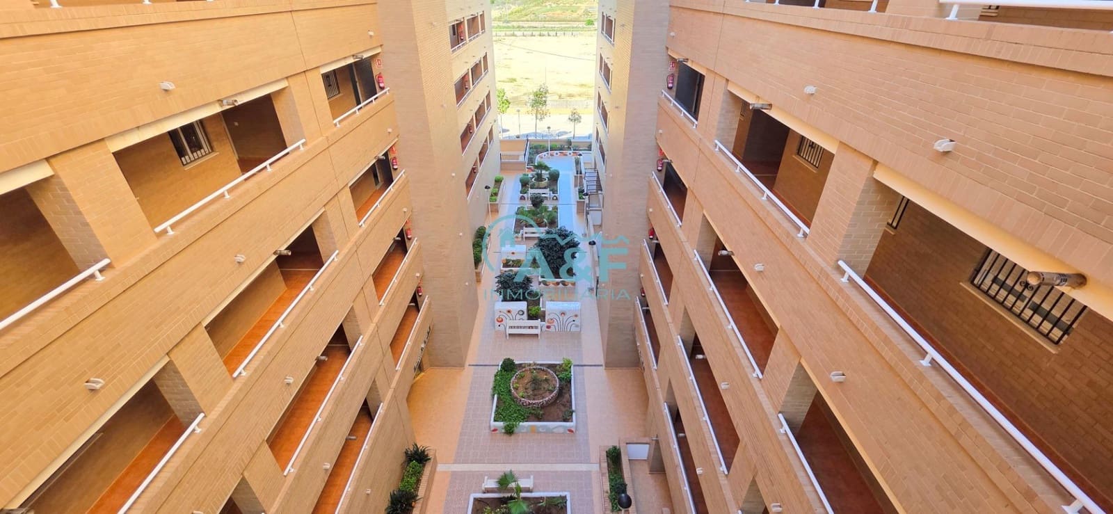 3 bedroom Apartment for rent in Oropesa  with pool garage - € 600 (Ref: 9388147)