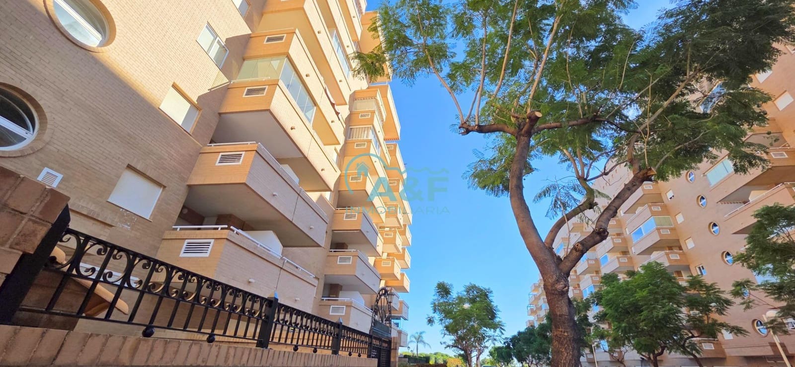3 bedroom Apartment for rent in Oropesa  with pool garage - € 600 (Ref: 9388147)