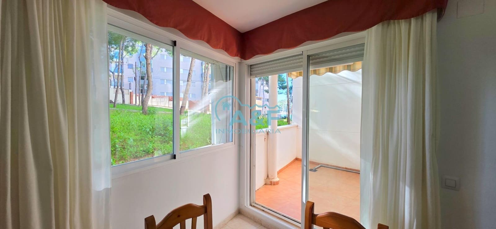 2 bedroom Apartment for rent in Oropesa  with garage - € 750 (Ref: 9388148)