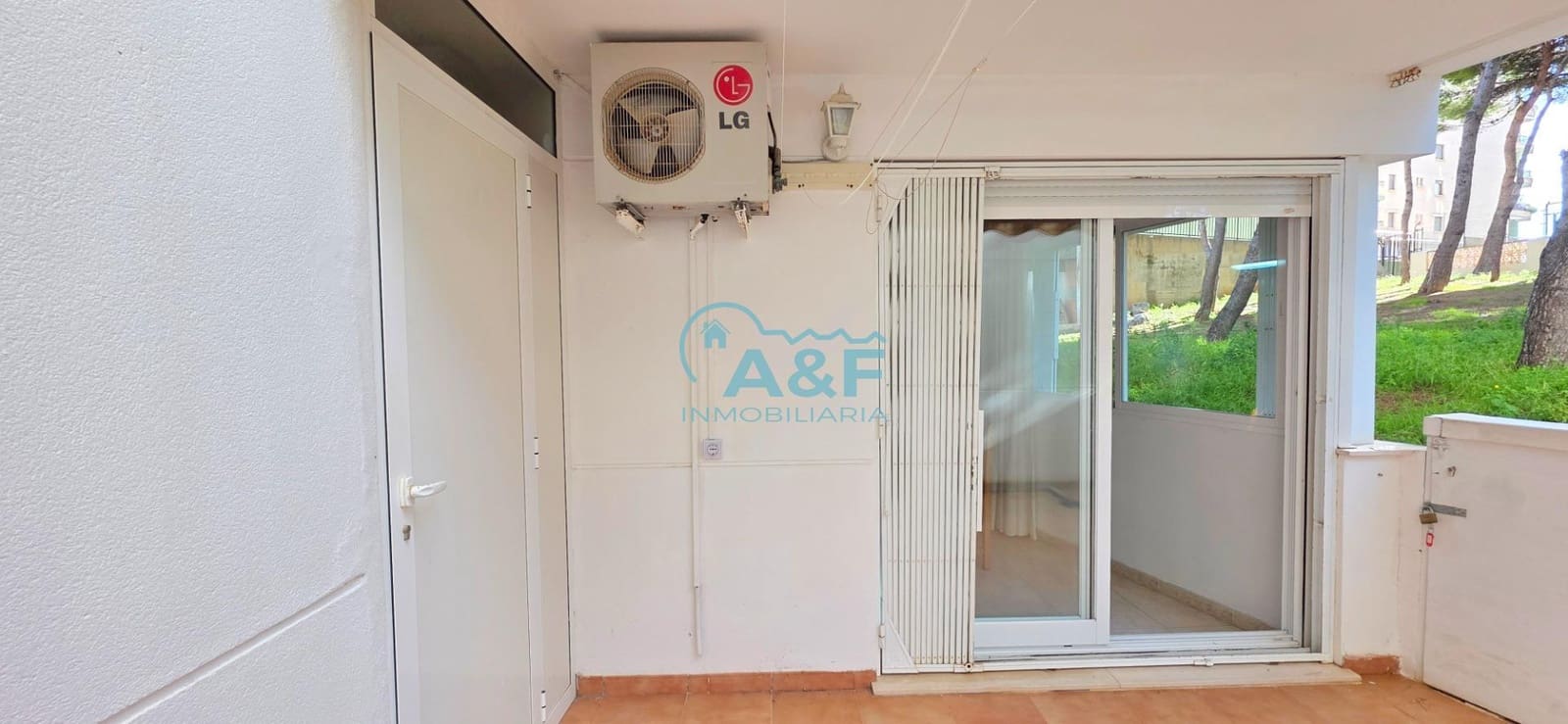 2 bedroom Apartment for rent in Oropesa  with garage - € 750 (Ref: 9388148)