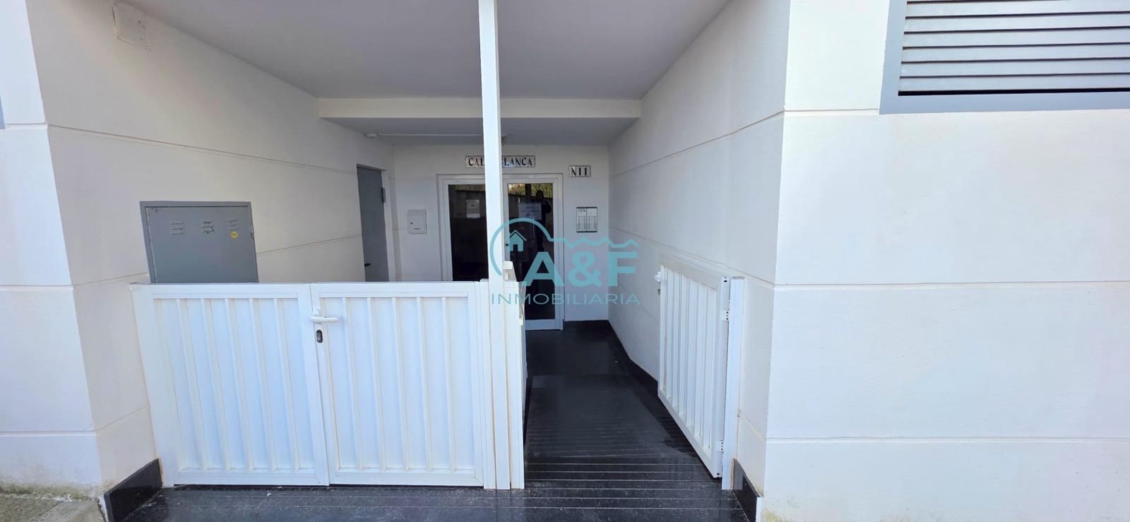 2 bedroom Apartment for rent in Oropesa  with garage - € 750 (Ref: 9388148)