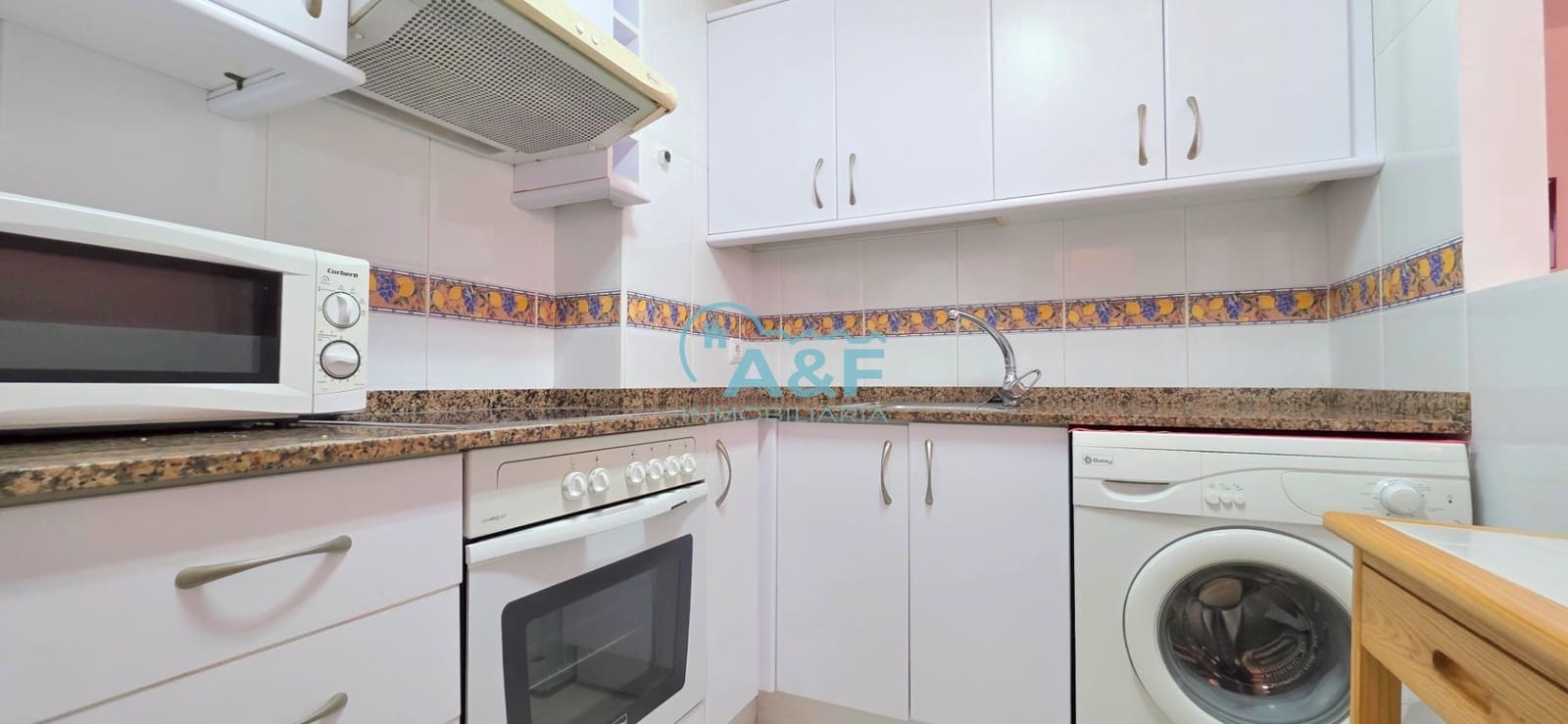 2 bedroom Apartment for rent in Oropesa  with garage - € 750 (Ref: 9388148)