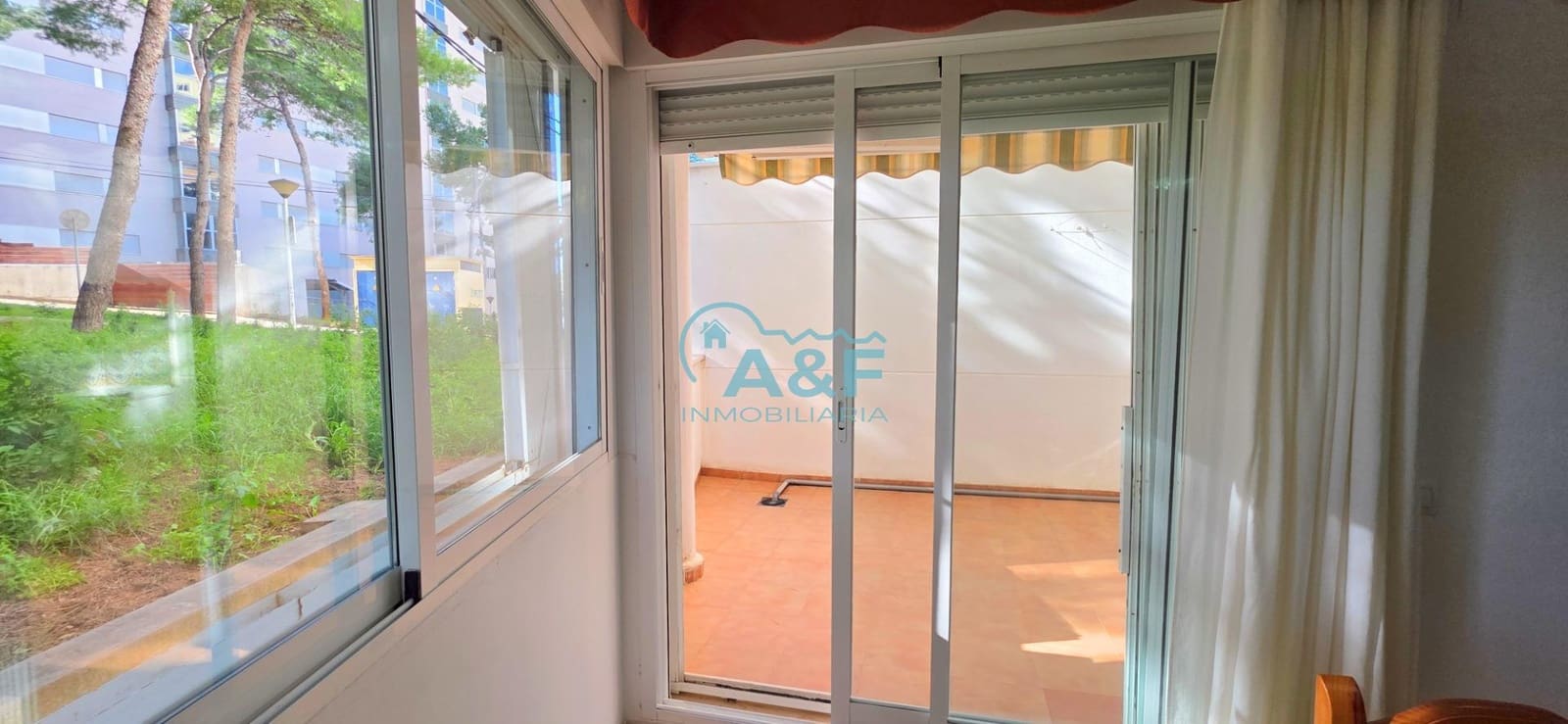 2 bedroom Apartment for rent in Oropesa  with garage - € 750 (Ref: 9388148)