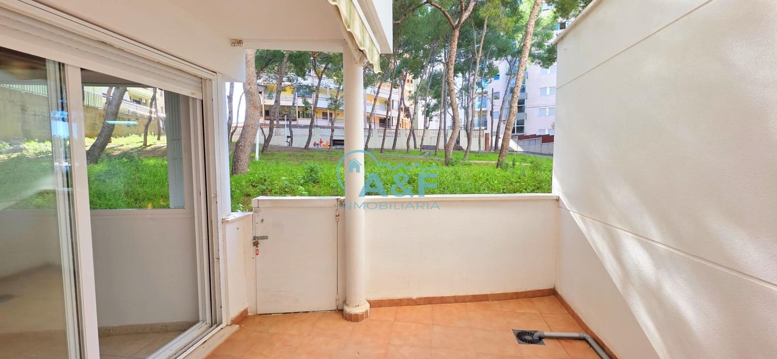 2 bedroom Apartment for rent in Oropesa  with garage - € 750 (Ref: 9388148)