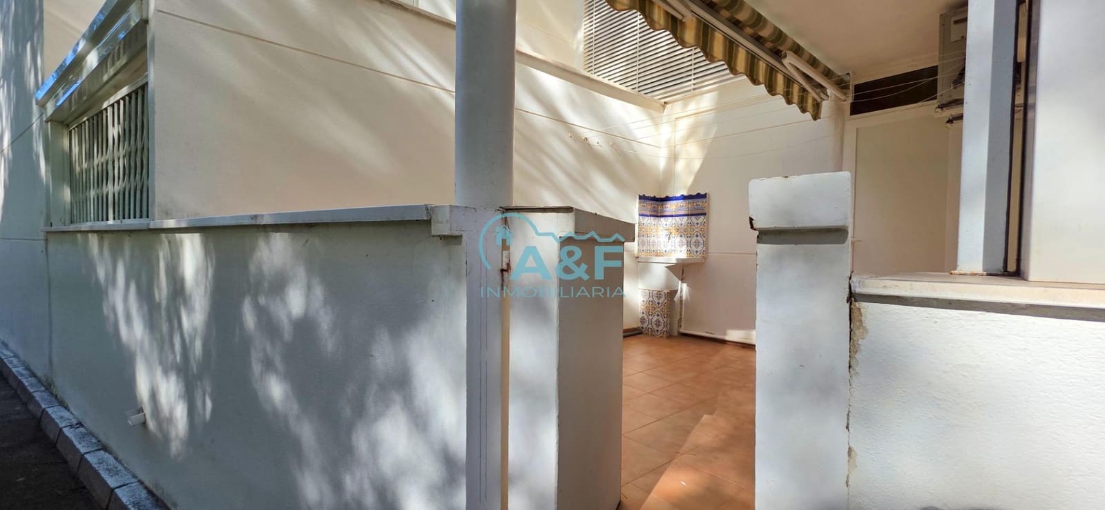 2 bedroom Apartment for rent in Oropesa  with garage - € 750 (Ref: 9388148)