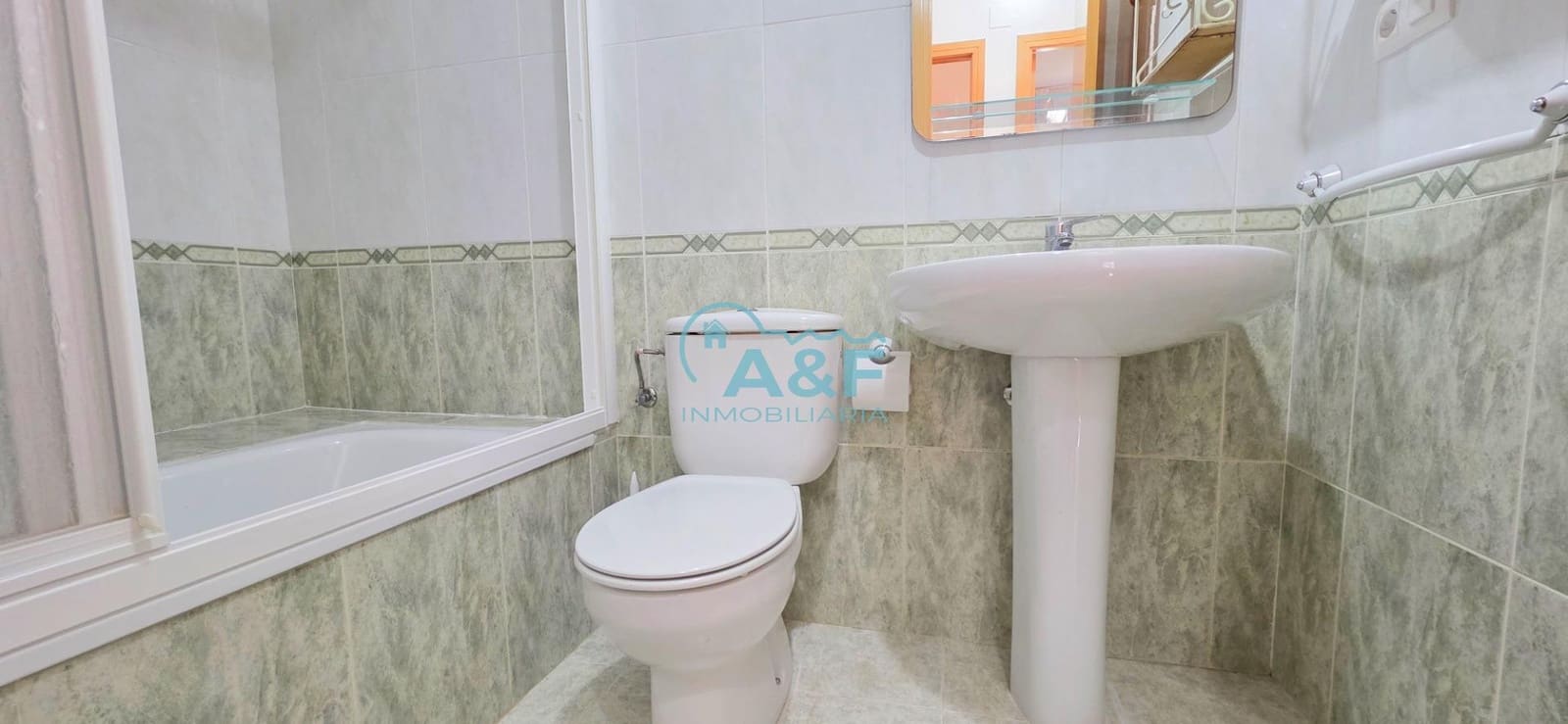 2 bedroom Apartment for rent in Oropesa  with garage - € 750 (Ref: 9388148)