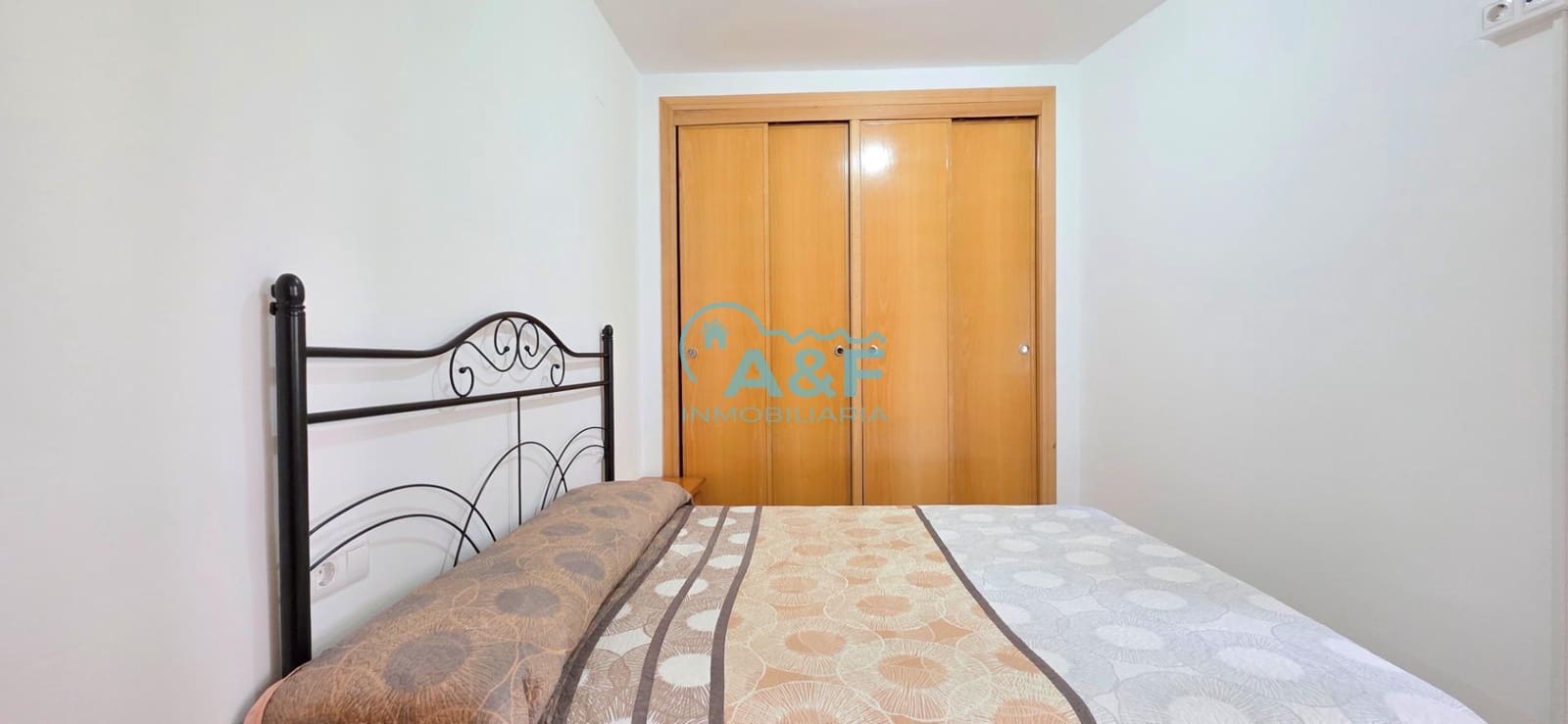 2 bedroom Apartment for rent in Oropesa  with garage - € 750 (Ref: 9388148)
