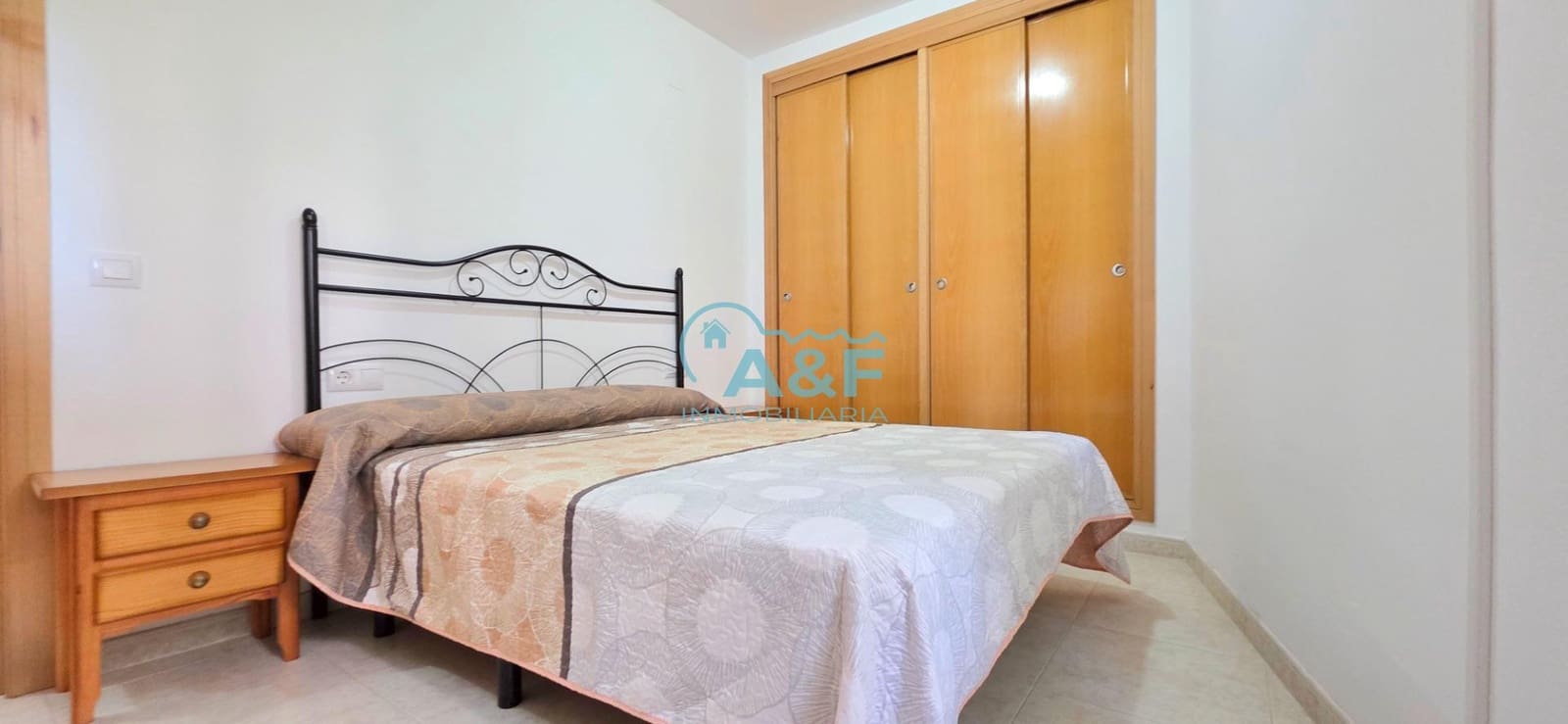 2 bedroom Apartment for rent in Oropesa  with garage - € 750 (Ref: 9388148)