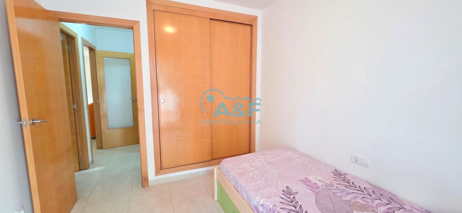 2 bedroom Apartment for rent in Oropesa  with garage - € 750 (Ref: 9388148)