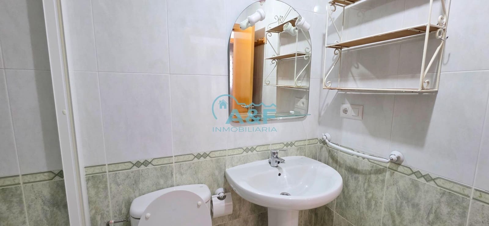 2 bedroom Apartment for rent in Oropesa  with garage - € 750 (Ref: 9388148)