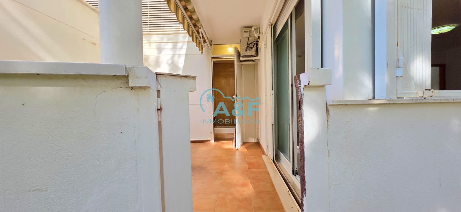 2 bedroom Apartment for rent in Oropesa  with garage - € 750 (Ref: 9388148)