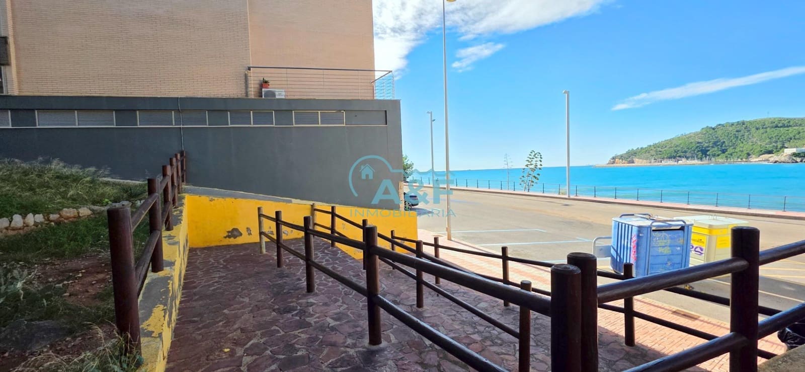 2 bedroom Apartment for rent in Oropesa  with garage - € 750 (Ref: 9388148)