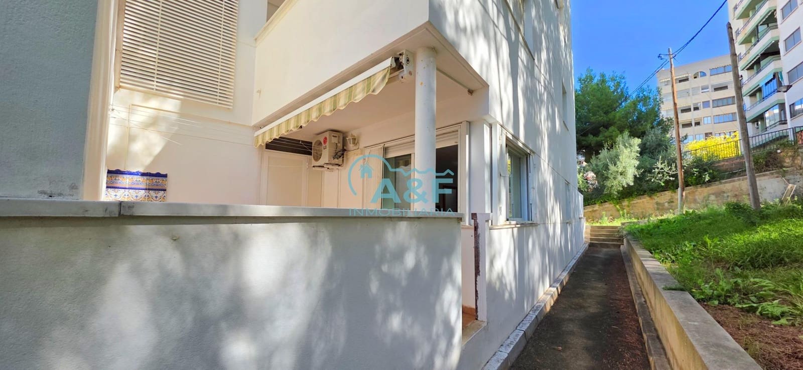 2 bedroom Apartment for rent in Oropesa  with garage - € 750 (Ref: 9388148)