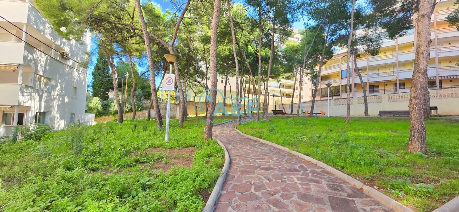 2 bedroom Apartment for rent in Oropesa  with garage - € 750 (Ref: 9388148)