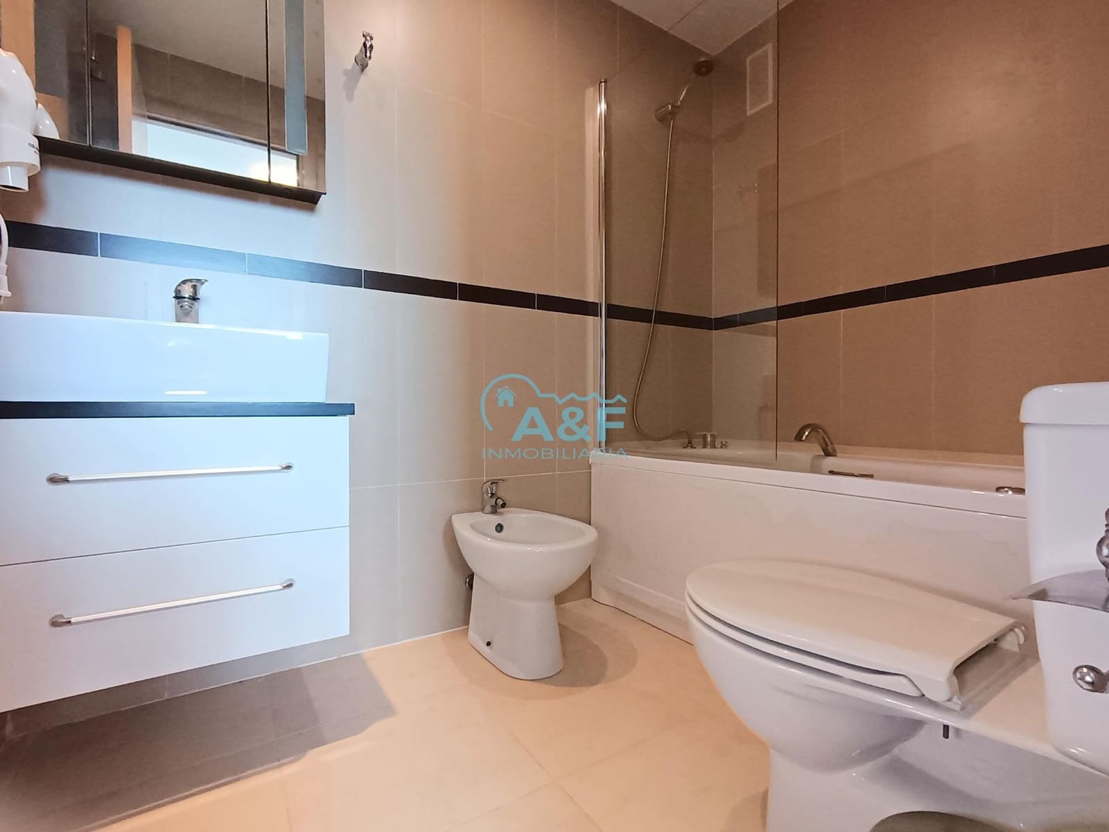 2 chambre Appartement à vendre à Oropesa  avec piscine garage - 200 000 € (Ref: 9388149)