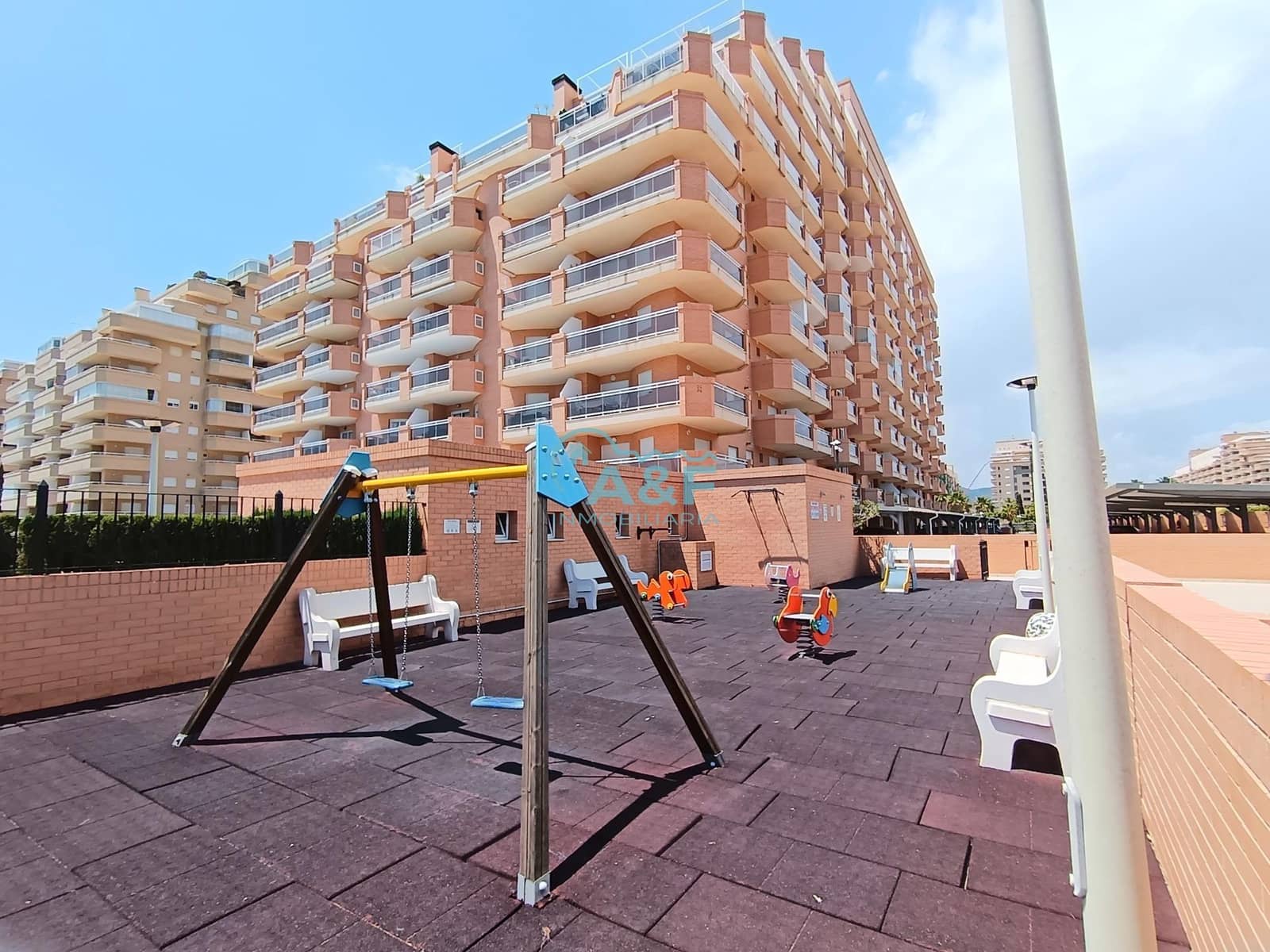 2 chambre Appartement à vendre à Oropesa  avec piscine garage - 200 000 € (Ref: 9388149)