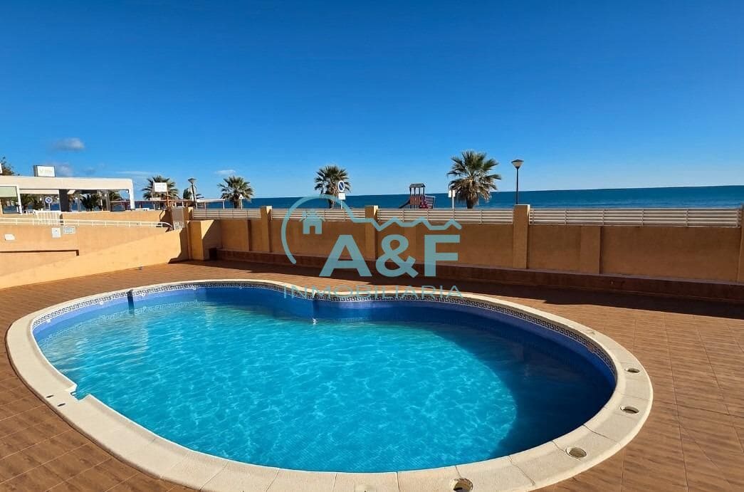 2 sovrum Lägenhet till salu i Oropesa  med pool - 150 000 € (Ref: 9388150)