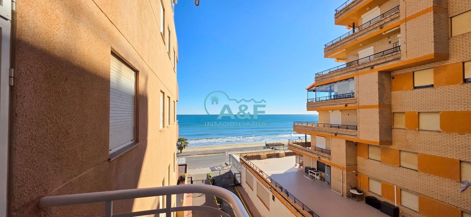 2 sovrum Lägenhet till salu i Oropesa  med pool - 150 000 € (Ref: 9388150)