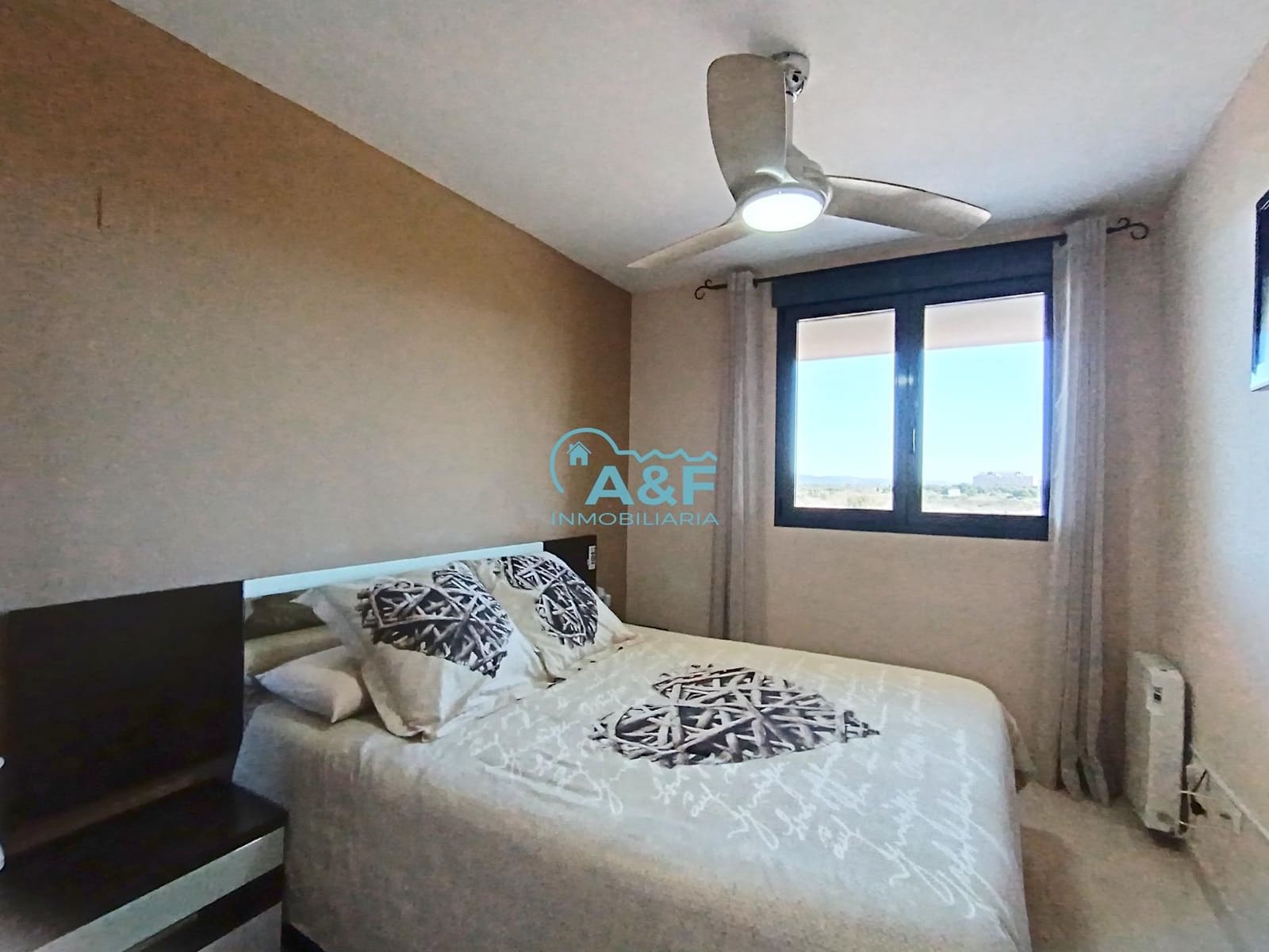 1 sypialnia Apartament na sprzedaż w Oropesa  z basenem garażem - 145 000 € (Ref: 9388151)