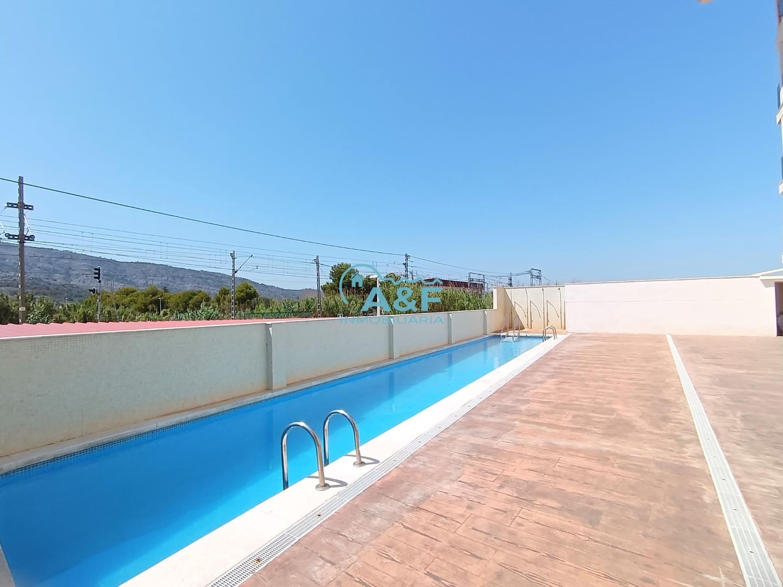 1 sypialnia Apartament na sprzedaż w Oropesa  z basenem garażem - 145 000 € (Ref: 9388151)