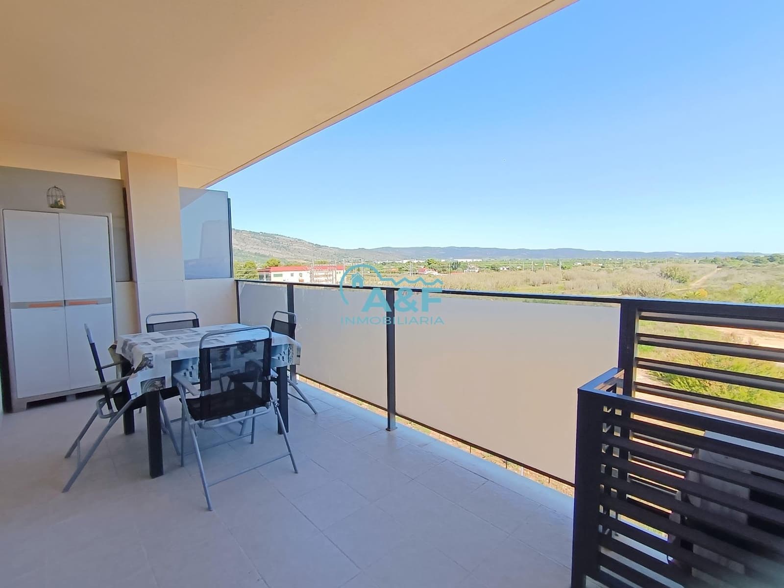 1 sypialnia Apartament na sprzedaż w Oropesa  z basenem garażem - 145 000 € (Ref: 9388151)